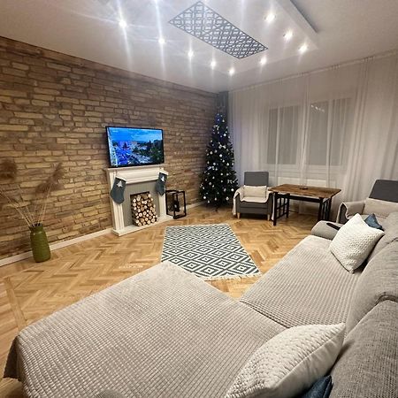 Season One Apartman แซแก็ด ภายนอก รูปภาพ