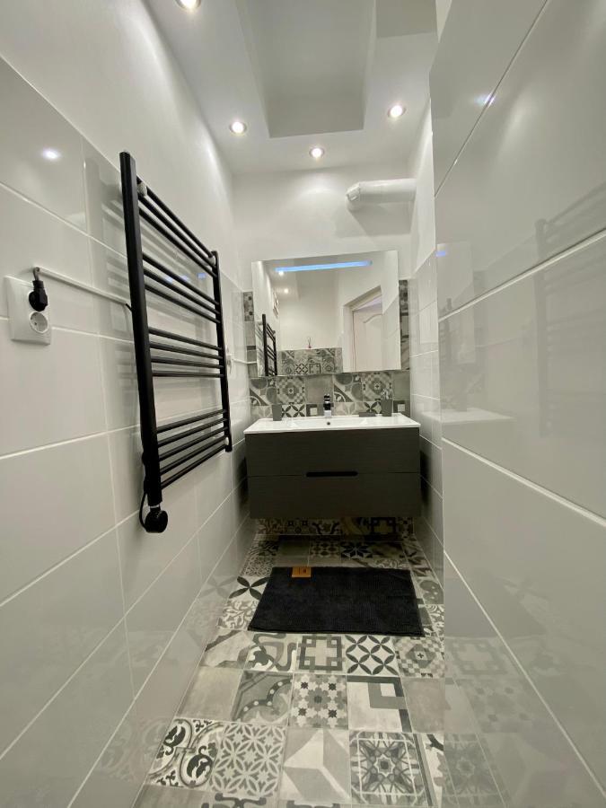 Season One Apartman แซแก็ด ภายนอก รูปภาพ